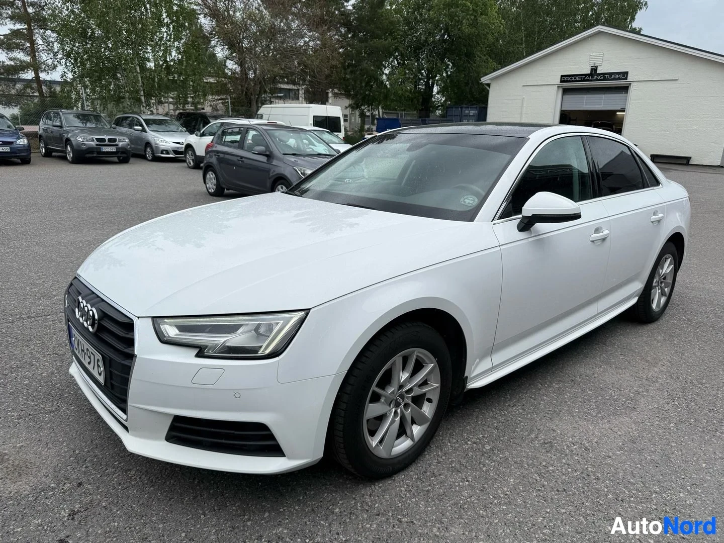 Audi A4 Sedan Business 1,4 TFSI 110 kW S tronic Start/Stop 2017