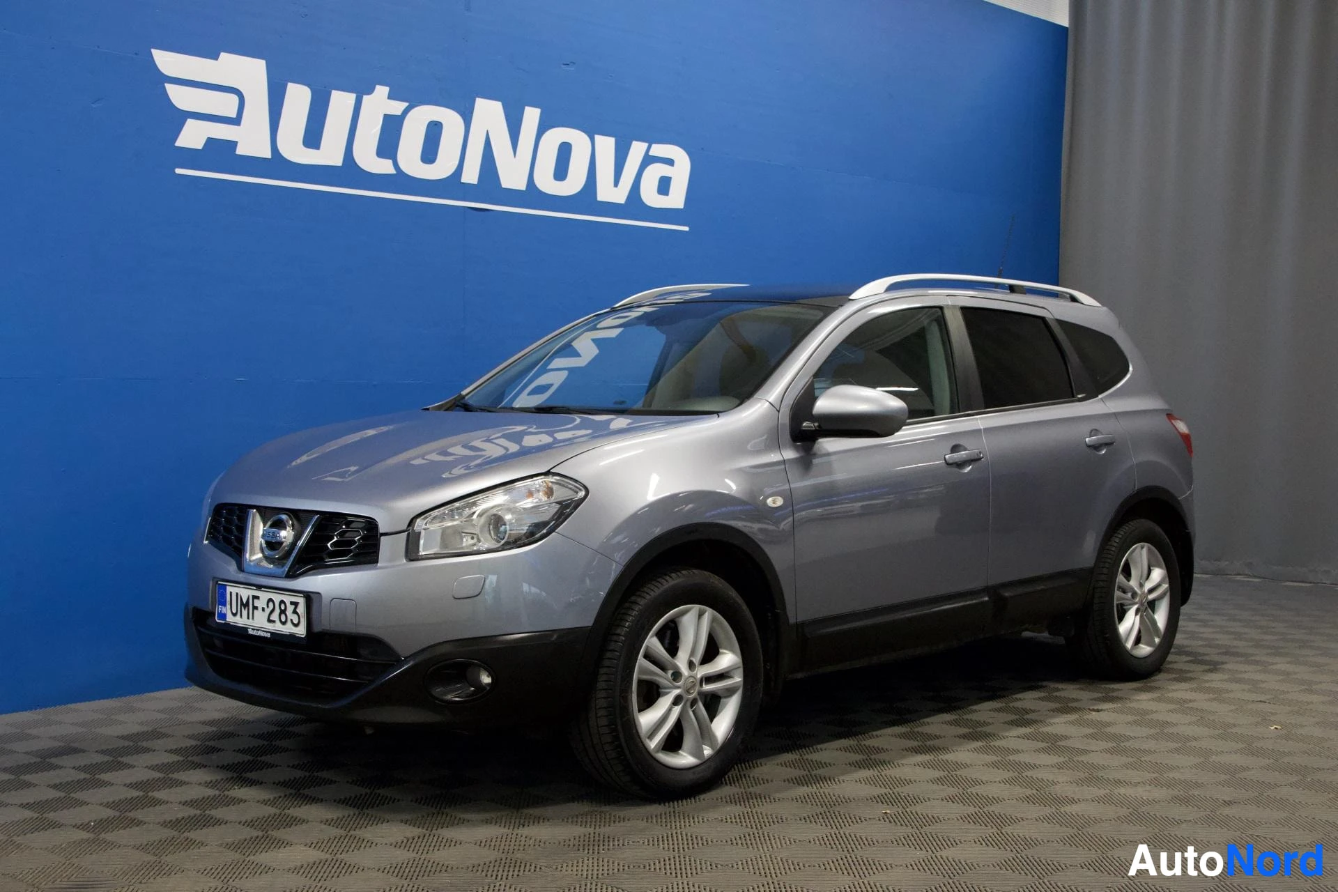 Nissan Qashqai+2 2,0 Tekna 4WD 2011