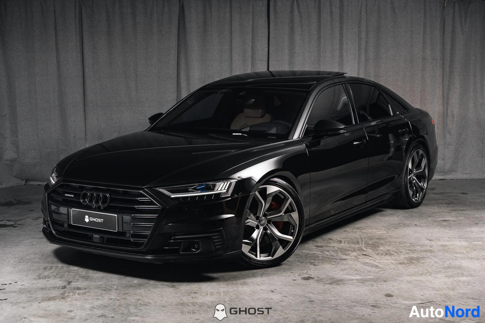Audi A8 60 TFSI e quattro 530 hp 2021