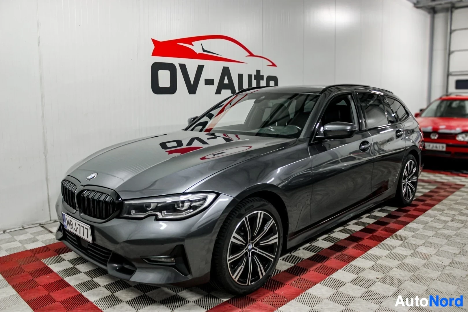 BMW 320e xDrive Individual Sport Line 2021