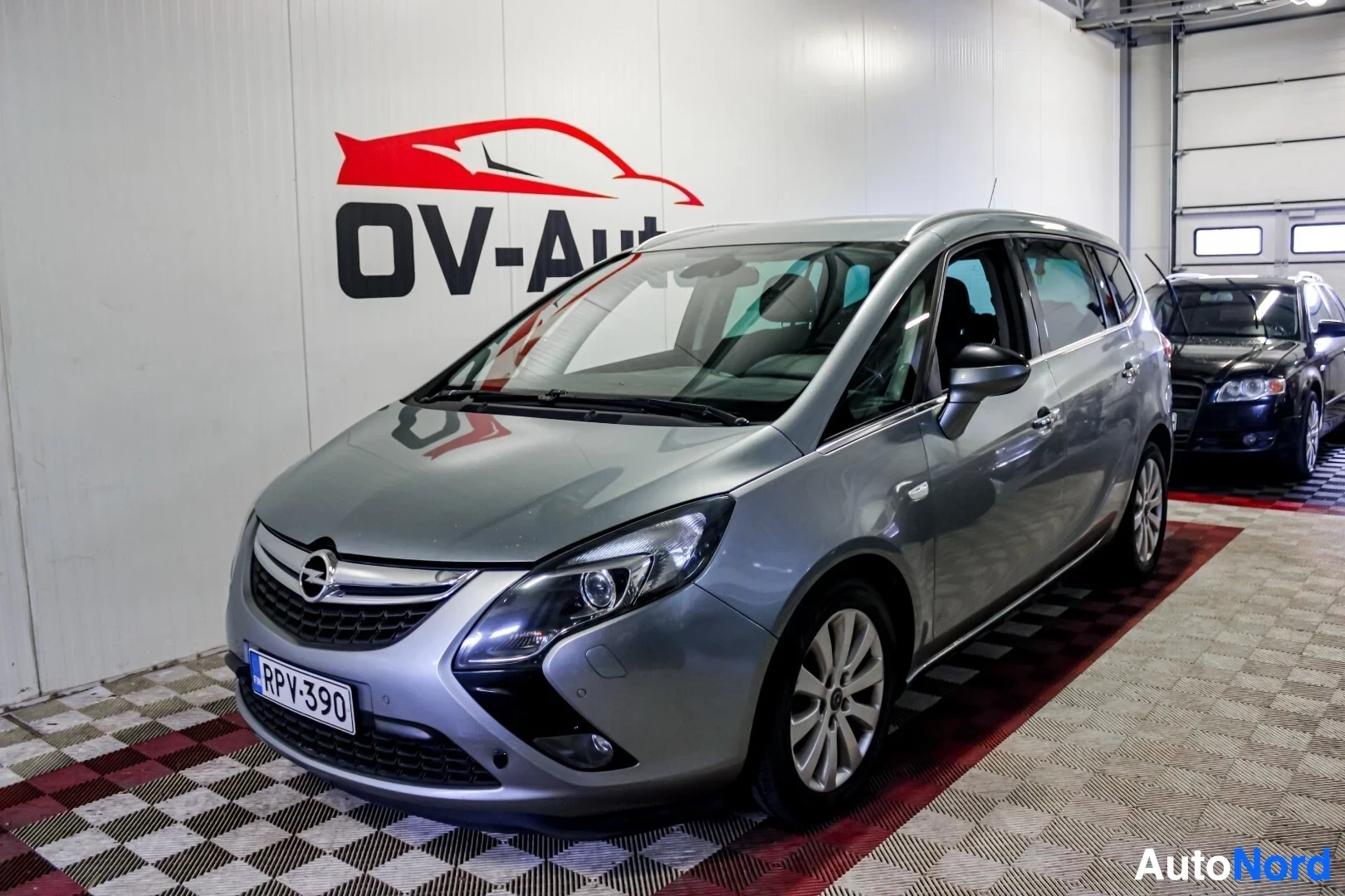 Opel Zafira Tourer 1,4 Turbo ecoFlex Cosmo 2012
