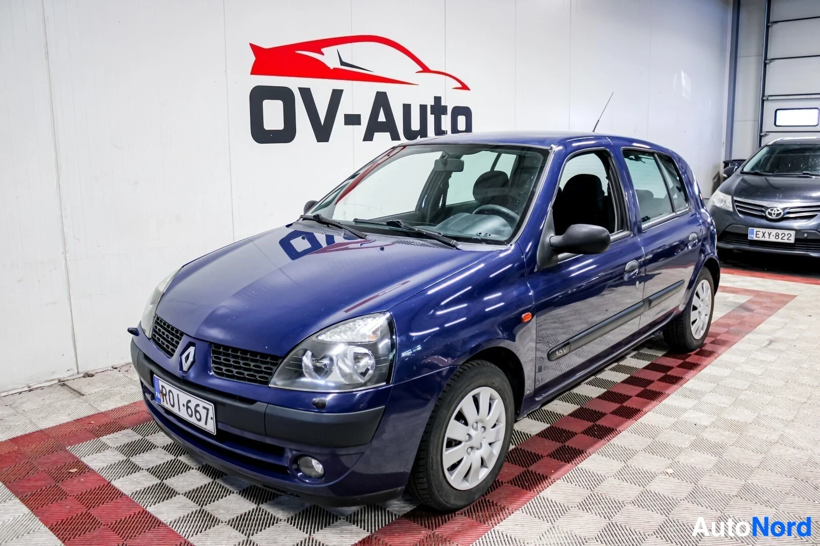 Renault Clio 1.2 16V Authentique 2002