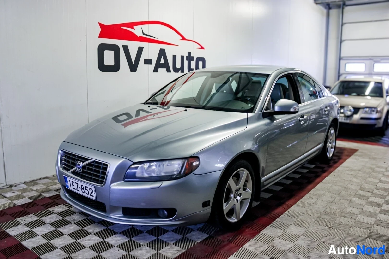 Volvo S80 2,5T Momentum Business A 2007