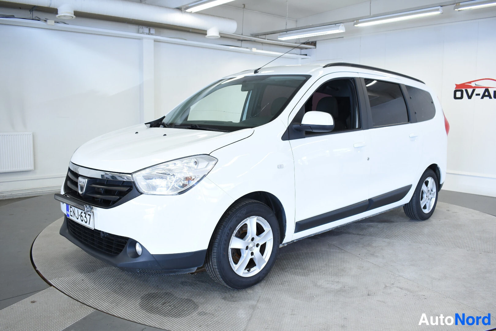 Dacia Lodgy TCe 115 Laureate 2015