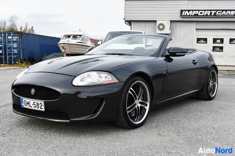 Jaguar XKR 2011