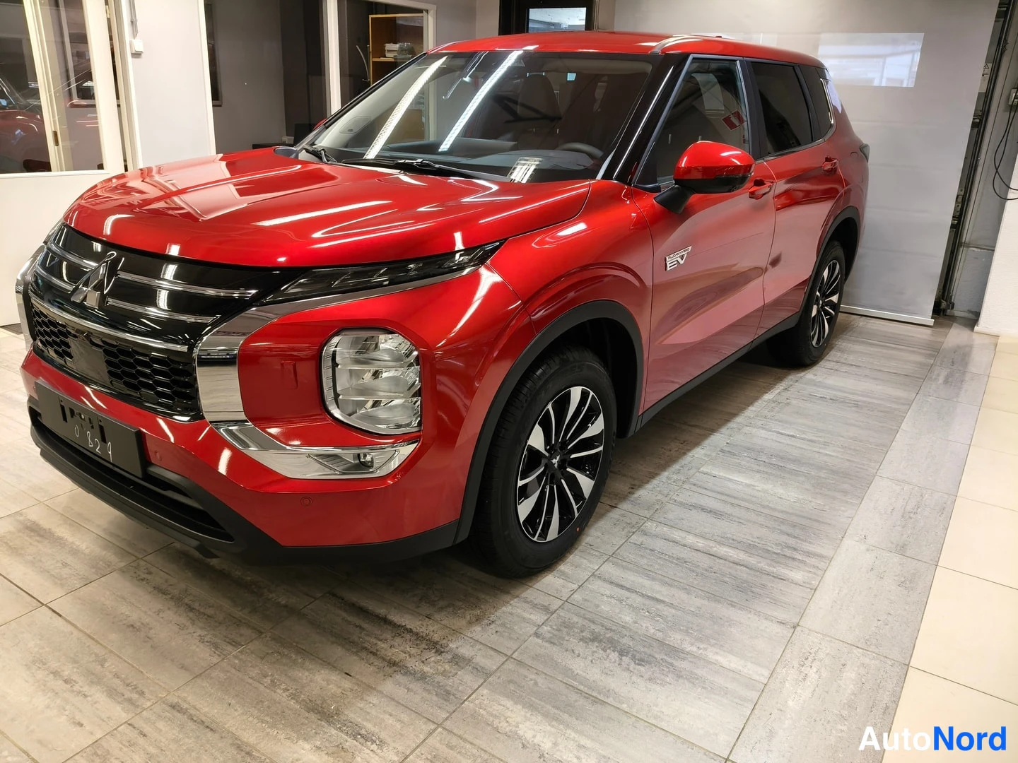 Mitsubishi Outlander 2.4 PHEV Invite 4WD 2026