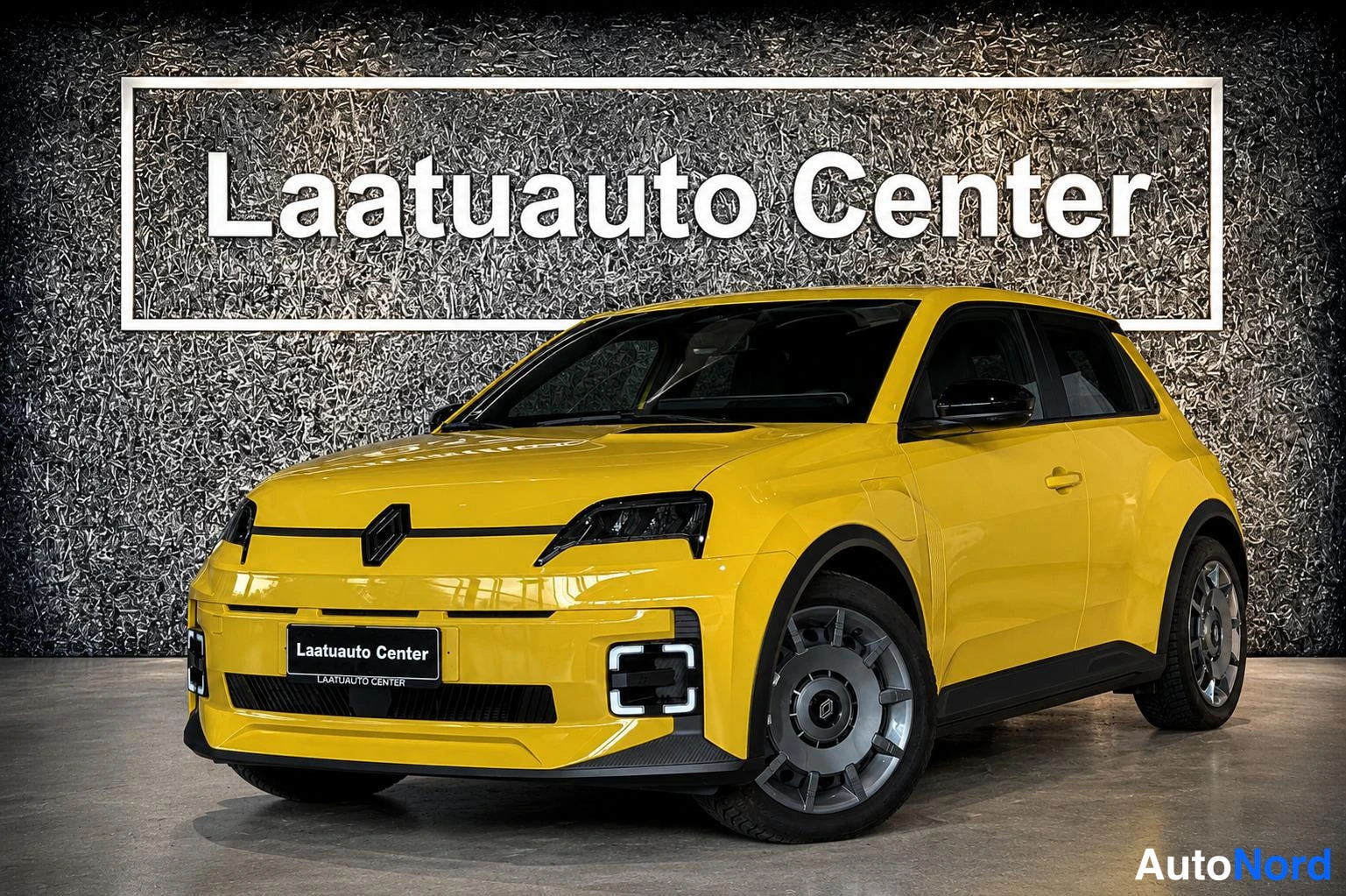 Renault 5 E-Tech Electric Urban Range 2025