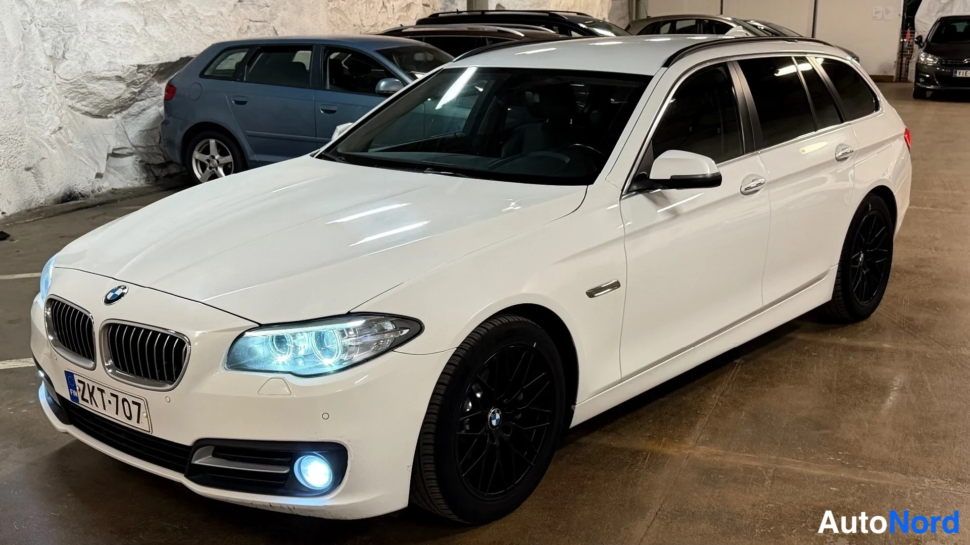 BMW 520d xDrive Touring Edition Exclusive 2016