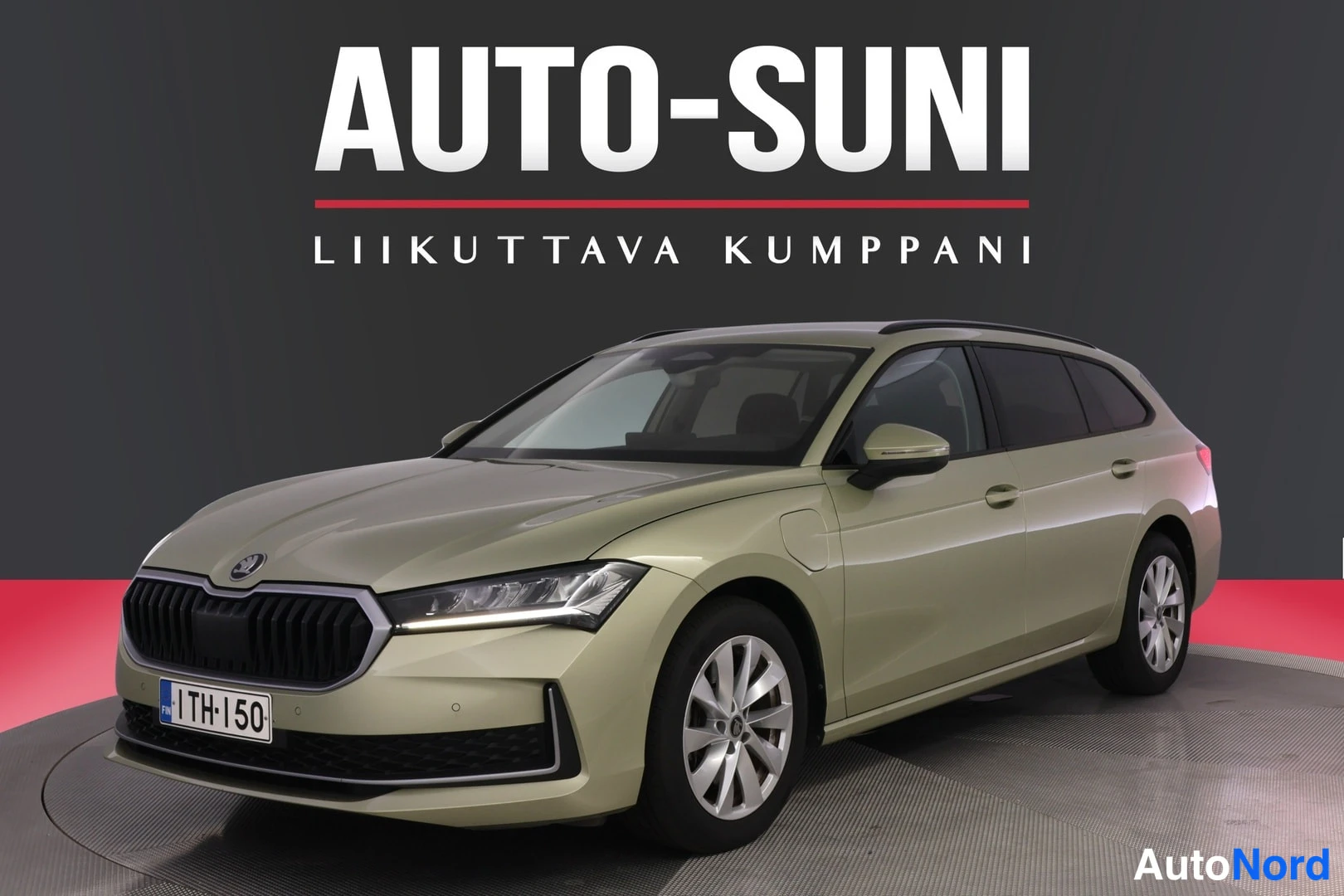 Skoda Superb 2025