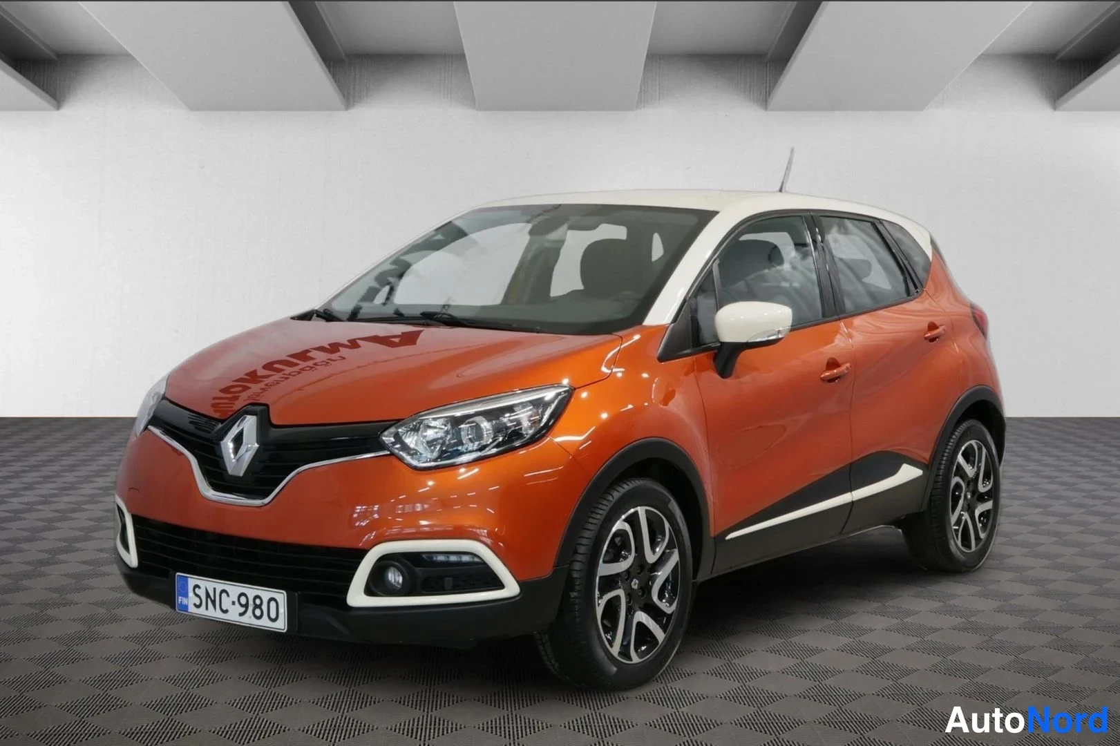 Renault Captur TCe 120 EDC-a 2014