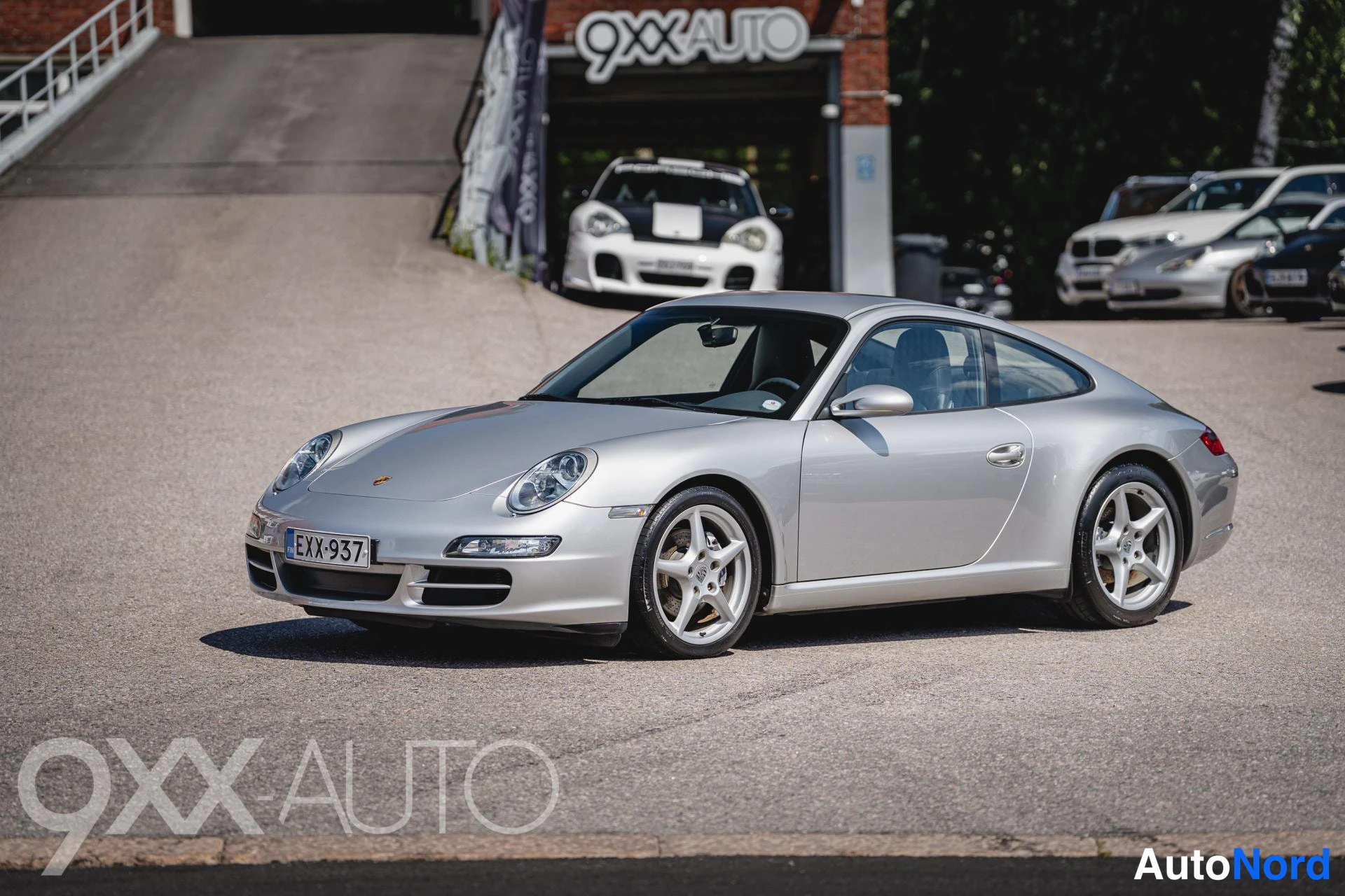 Porsche 911 Carrera 2005