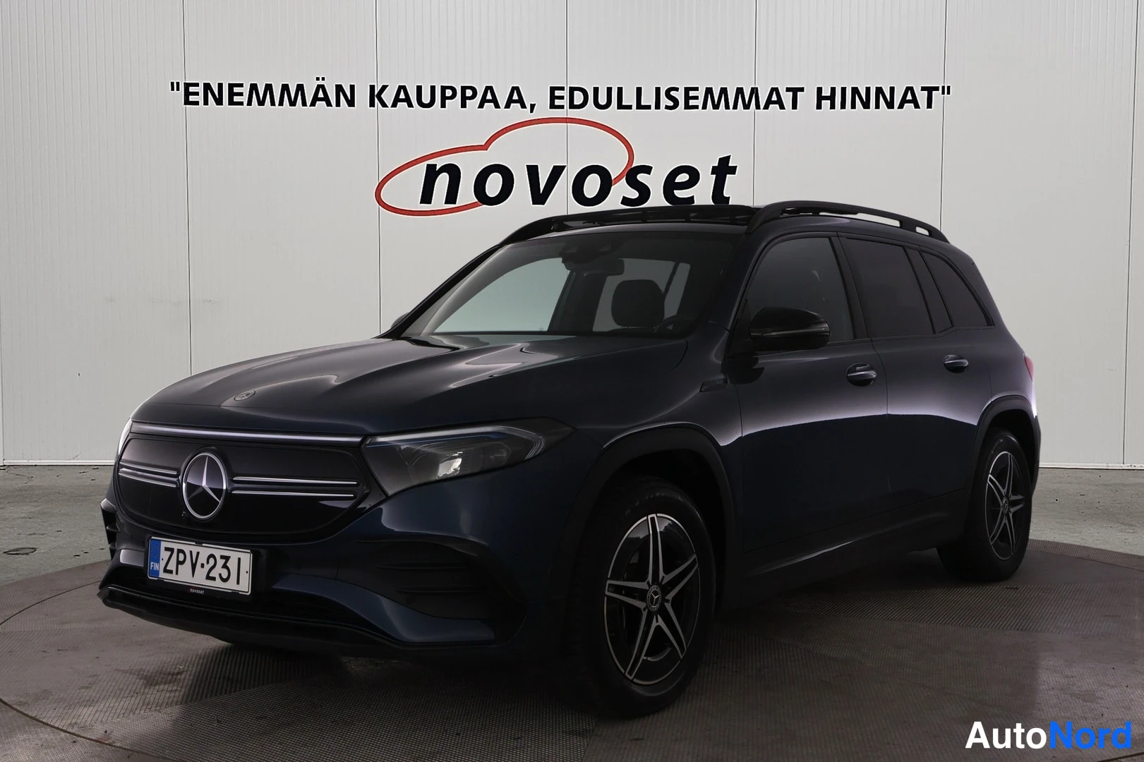 Mercedes-Benz EQB 300 4MATIC AMG 2023