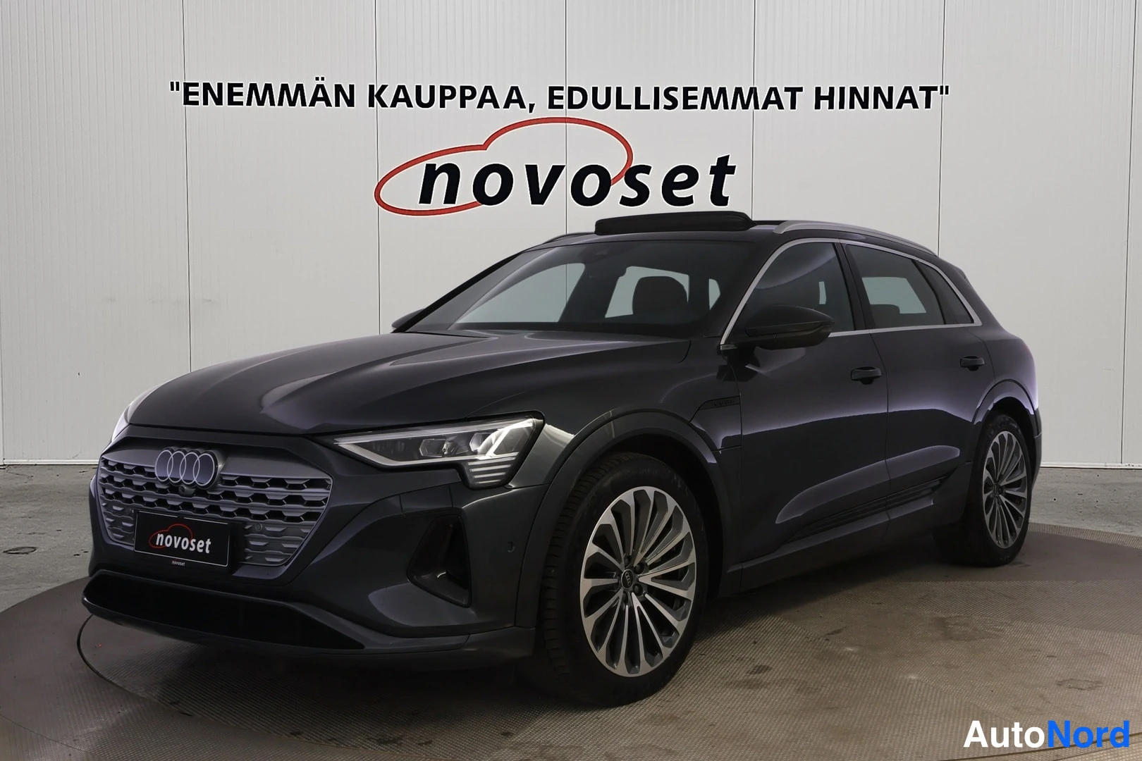 Audi Q8 E-TRON 2024