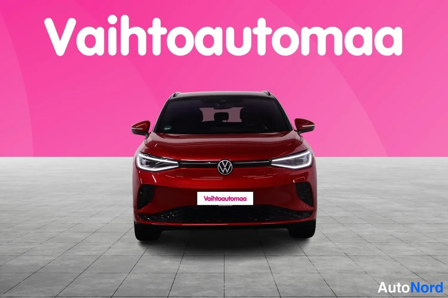 Punainen Volkswagen ID.4 GTX 2022, edestä, kuva 4