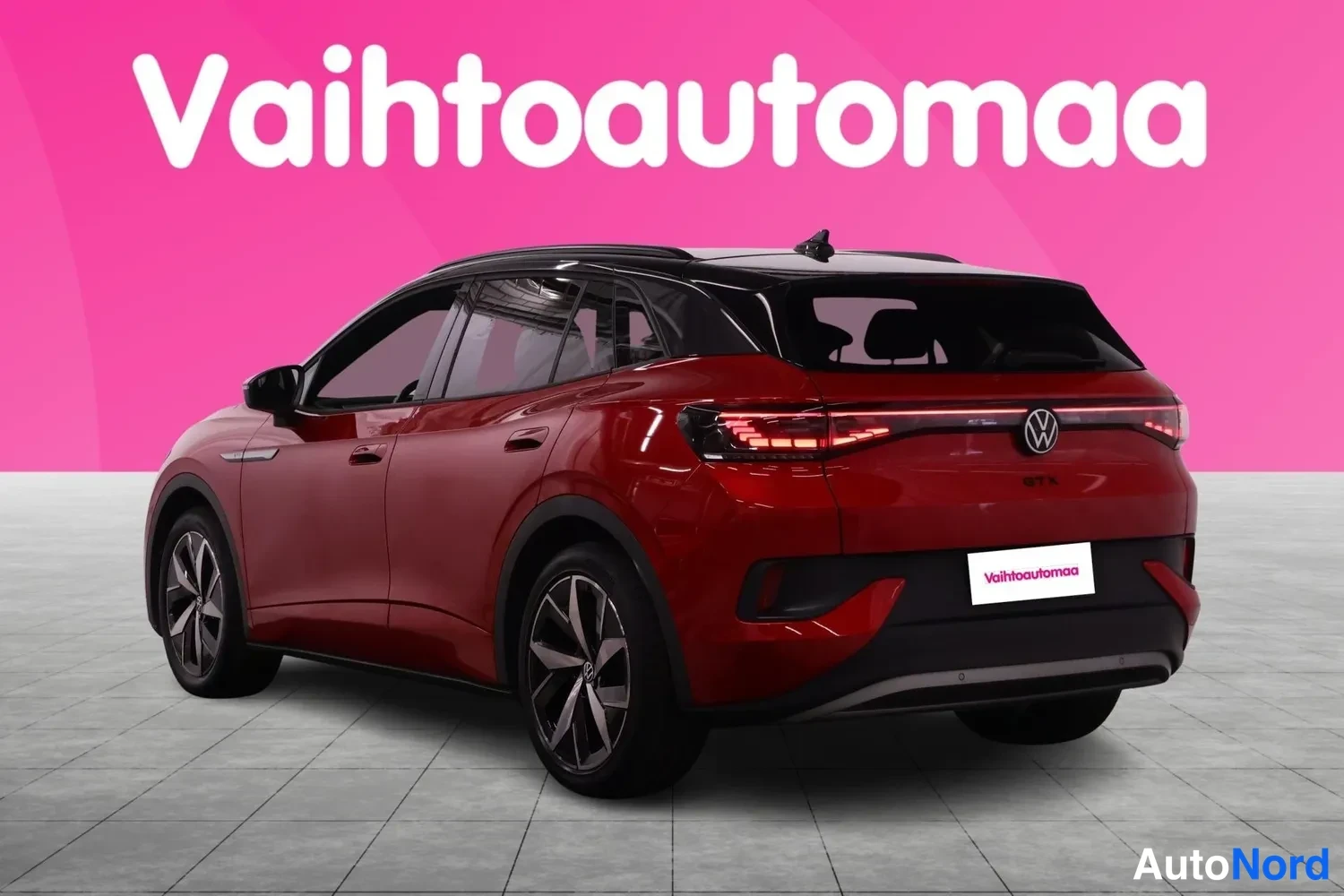 Punainen Volkswagen ID.4 GTX 2022, takaviisto, kuva 6