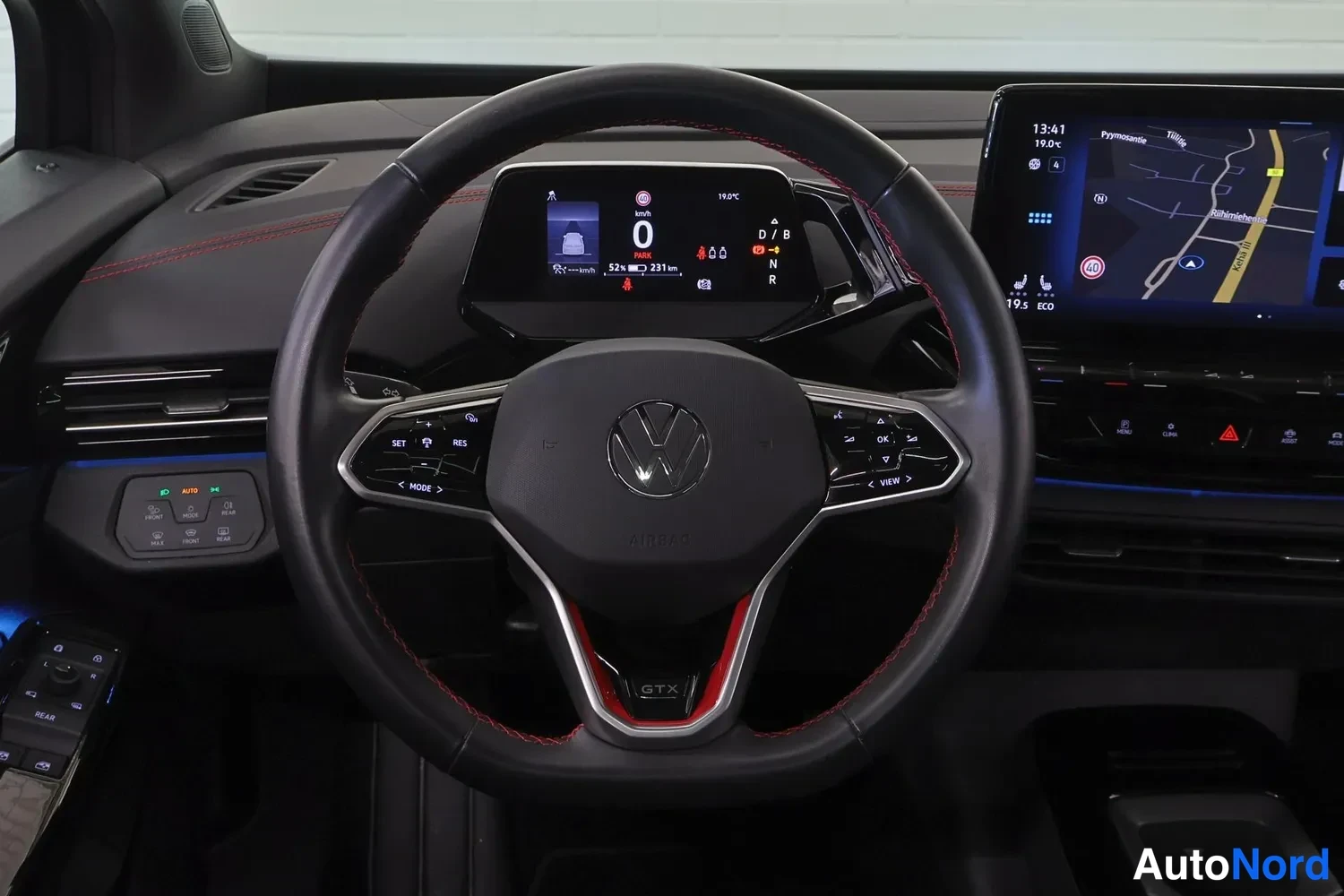 Musta Volkswagen ID.5 2023, kuva 17