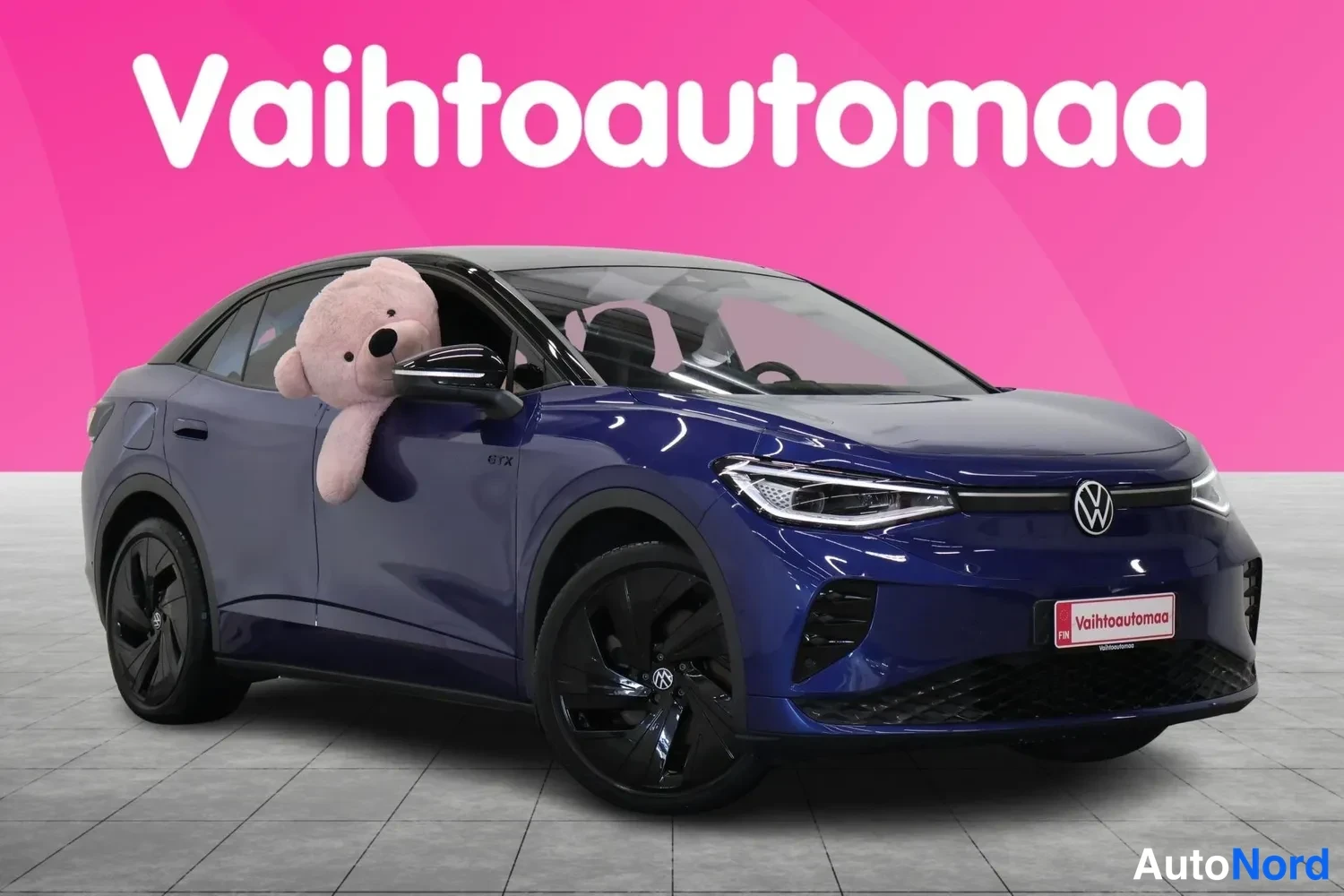 Sininen Volkswagen ID.5 2023, etuviisto, keula oikealle, kuva 3