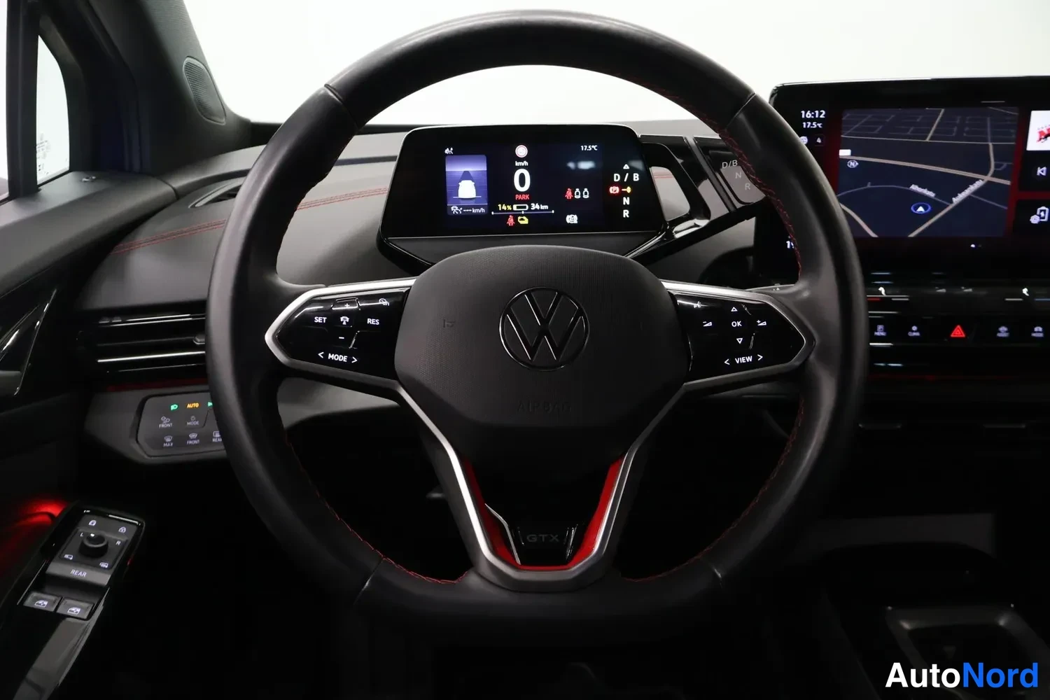 Sininen Volkswagen ID.5 2023, yksityiskohta, kuva 15