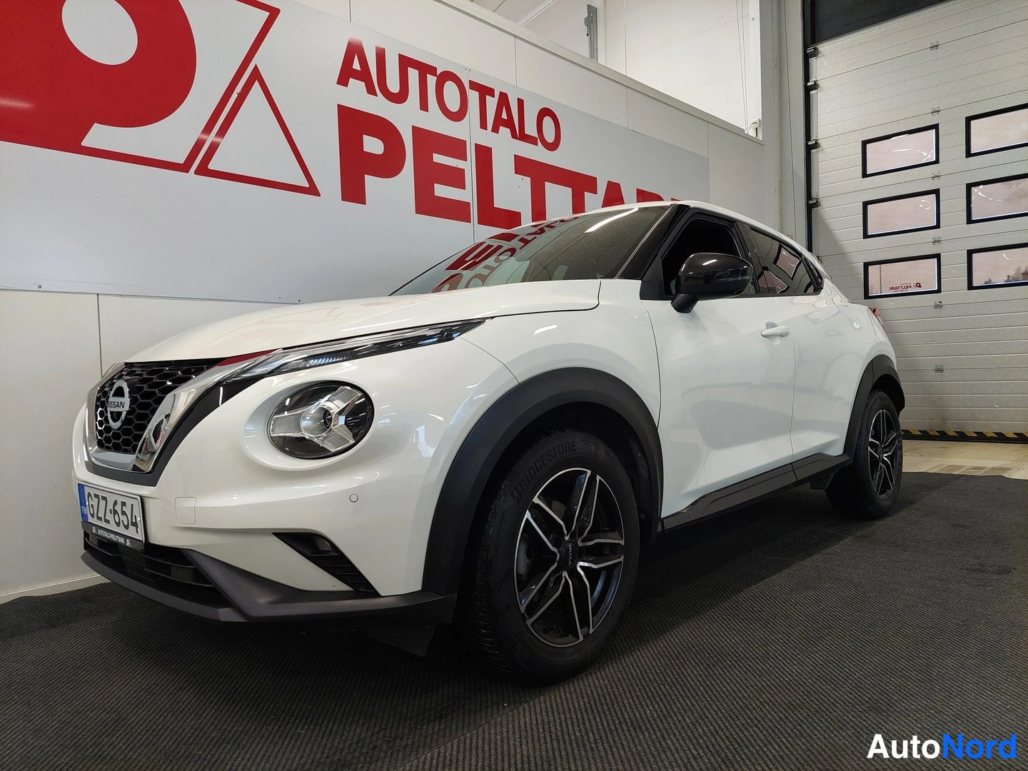 Nissan Juke DIG-T N-Connecta Tech Pack 2023