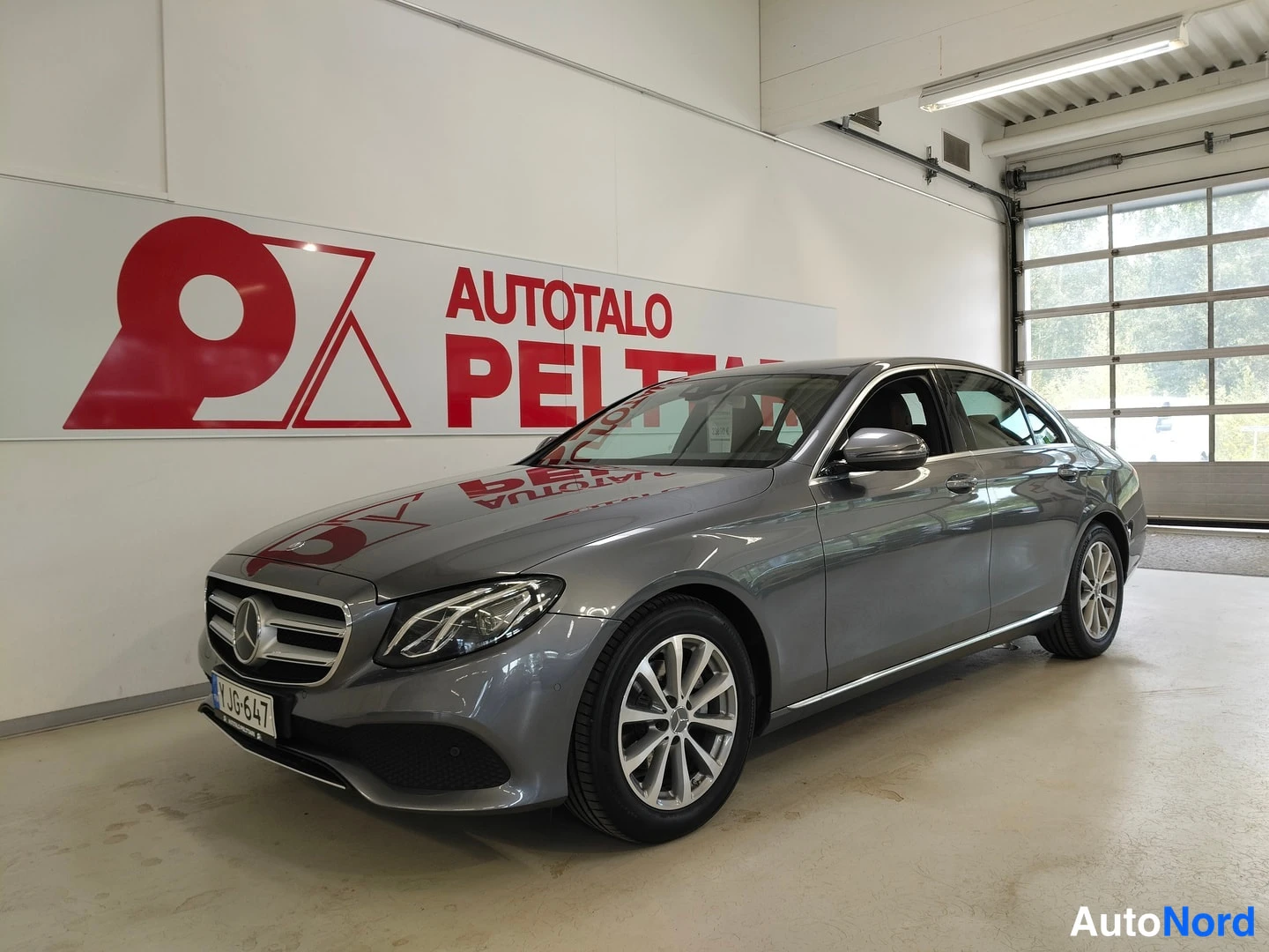 Mercedes-Benz E 220 d A Premium Business 2017
