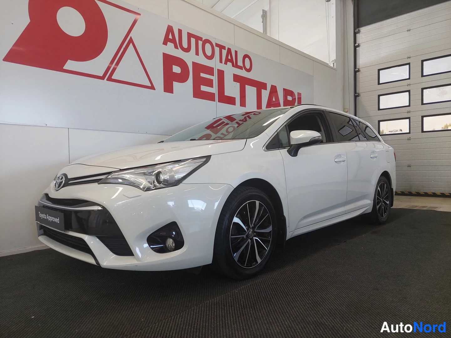 Toyota Avensis Active Edition Touring Sports 2018
