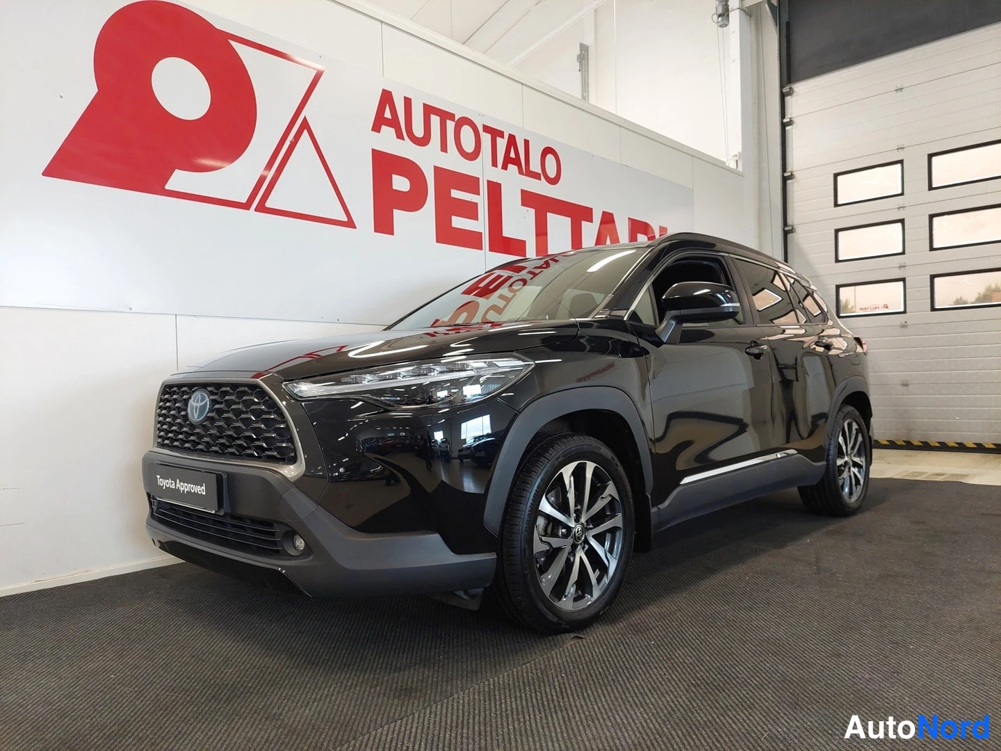 Toyota Corolla Cross 2.0 Hybrid AWD-i Launch Edition 2023