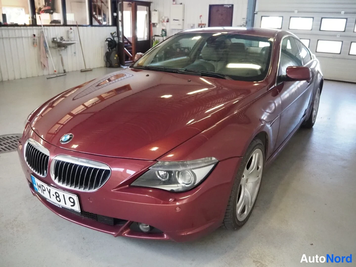 BMW 645 Ci 333 hv 2004
