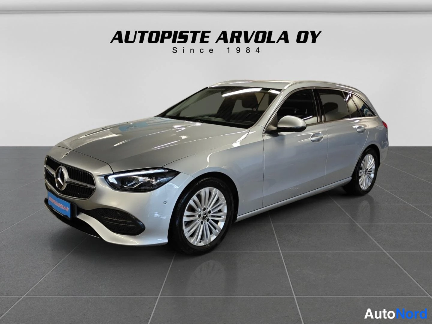 Mercedes-Benz C 2023