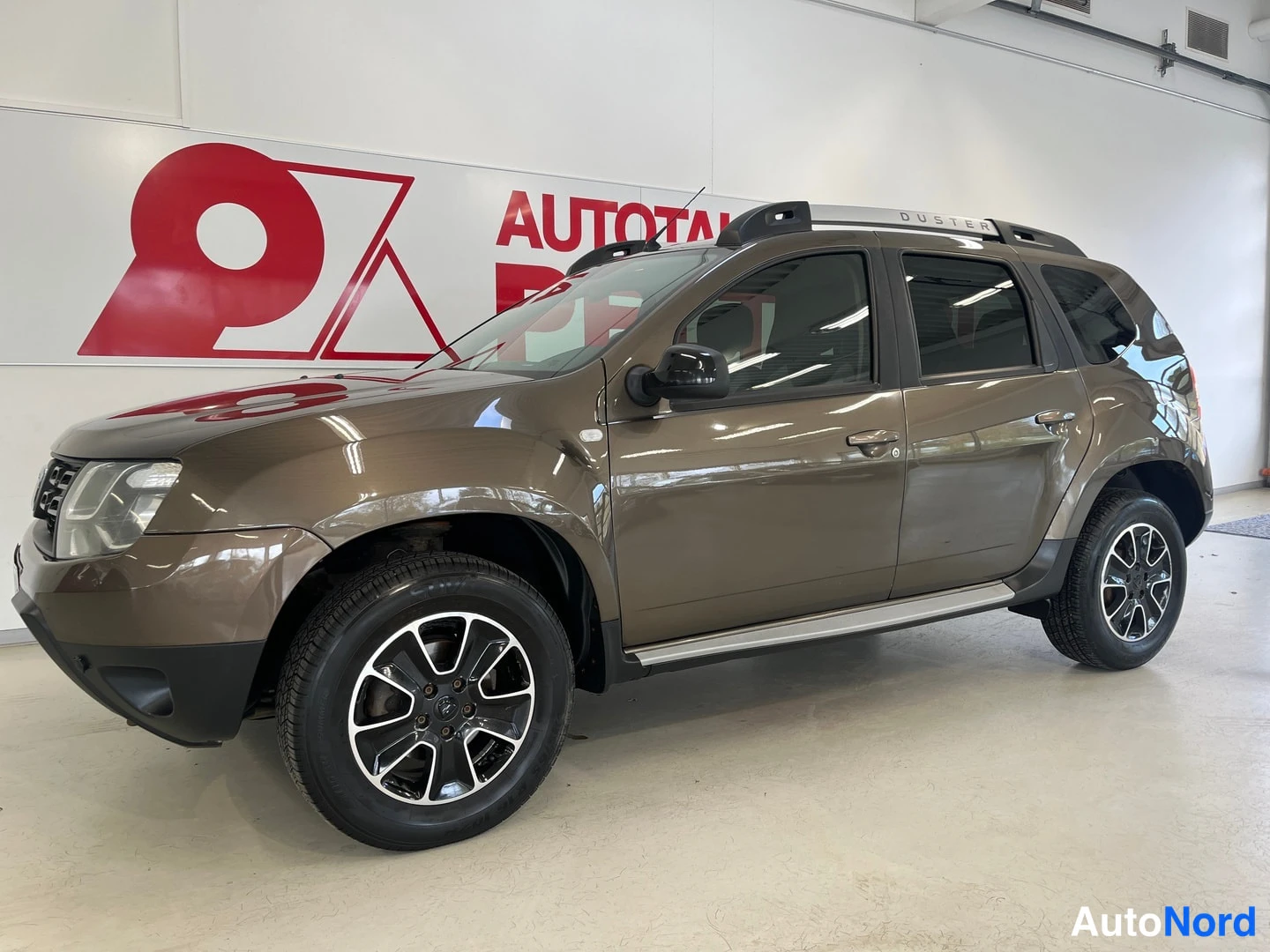 Dacia Duster dCi 110 EDC Black Shadow 2017
