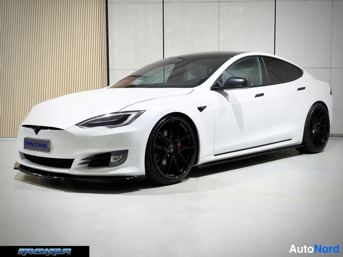 Tesla Model S P100D Ludicrous+ 2017