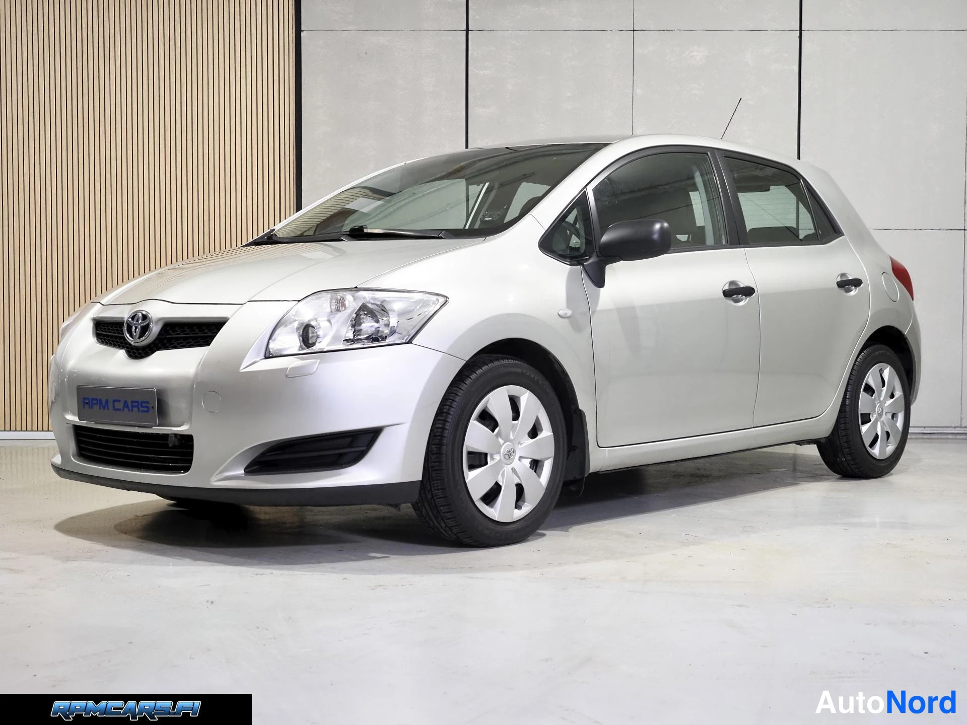 Toyota Auris 1,4 VVT-i Linea Terra 5-door 2008