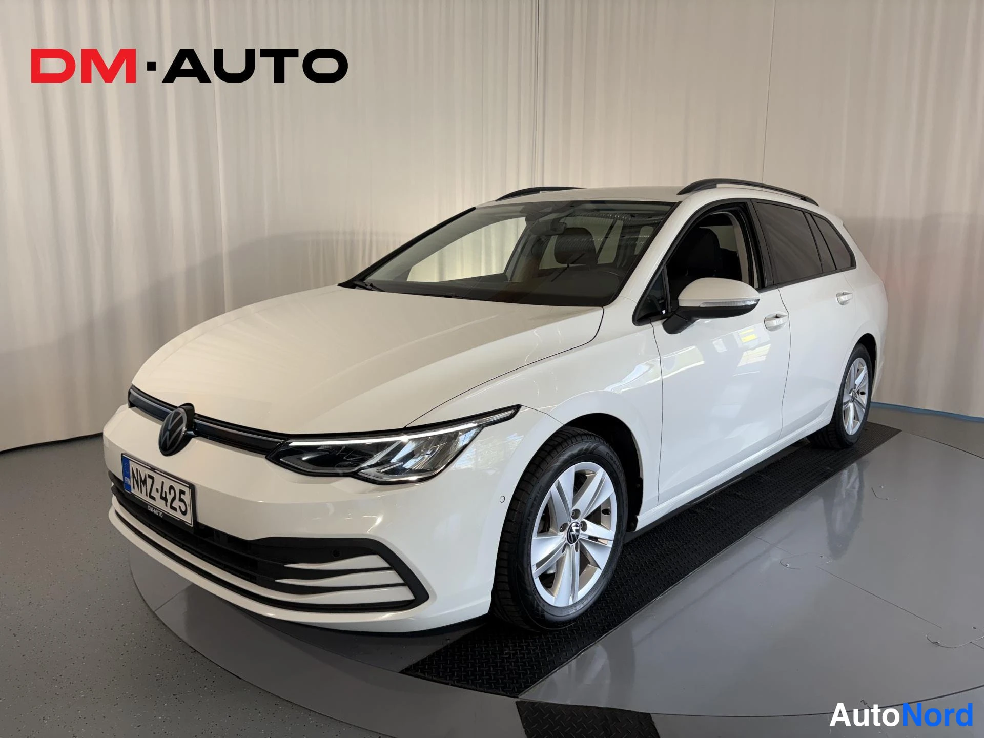 Volkswagen Golf Variant 1,5 eTSI Suomi-auto 2023