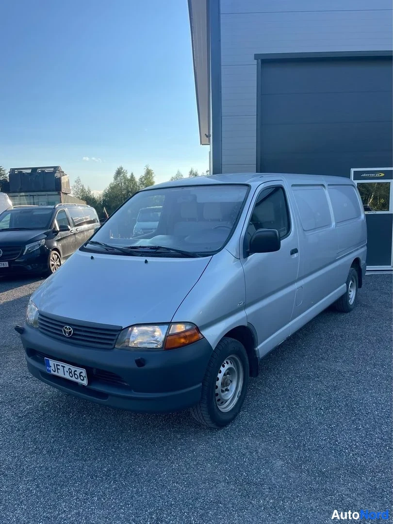 Toyota Hiace 2,5 D4D 2004