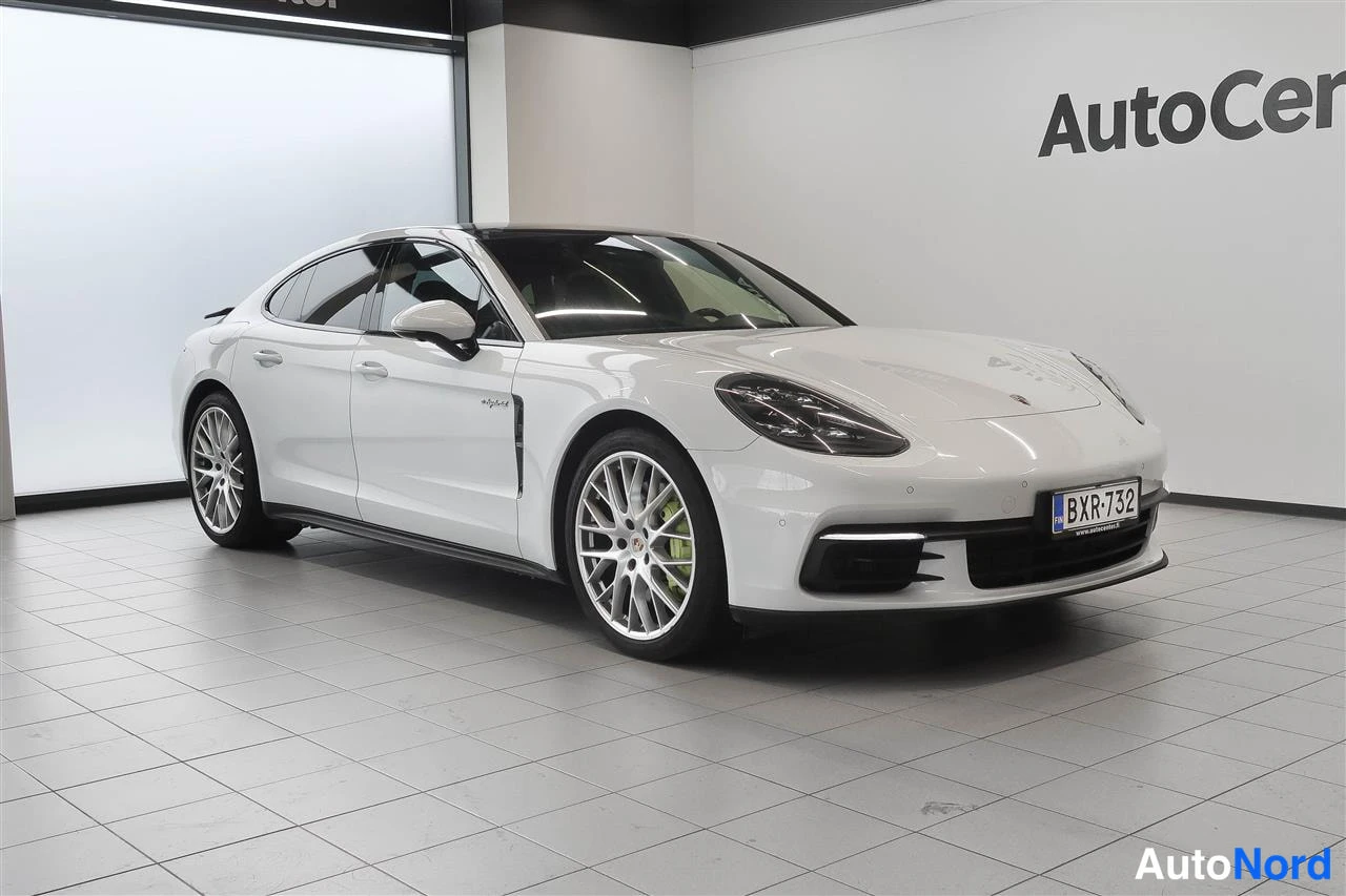 Porsche Panamera 4 E-Hybrid 2017