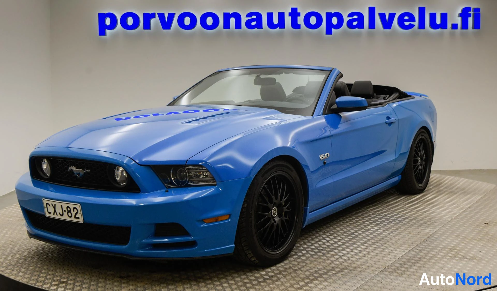 Ford Mustang GT 418 hp 2014