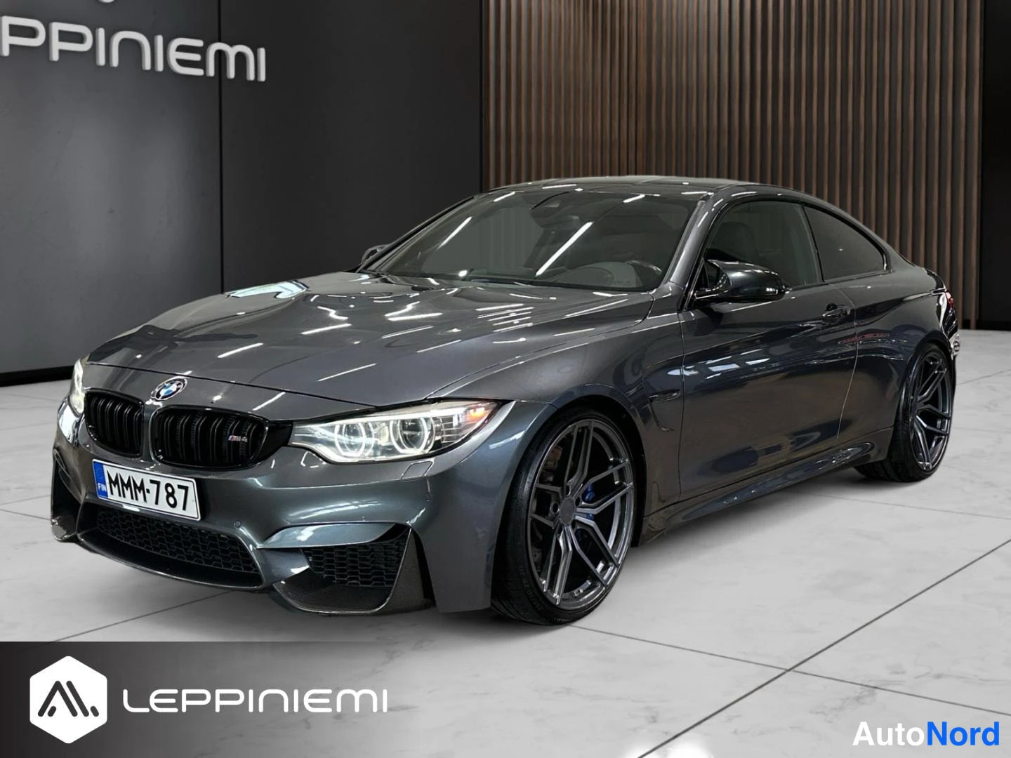 BMW M4 431 hv 2014