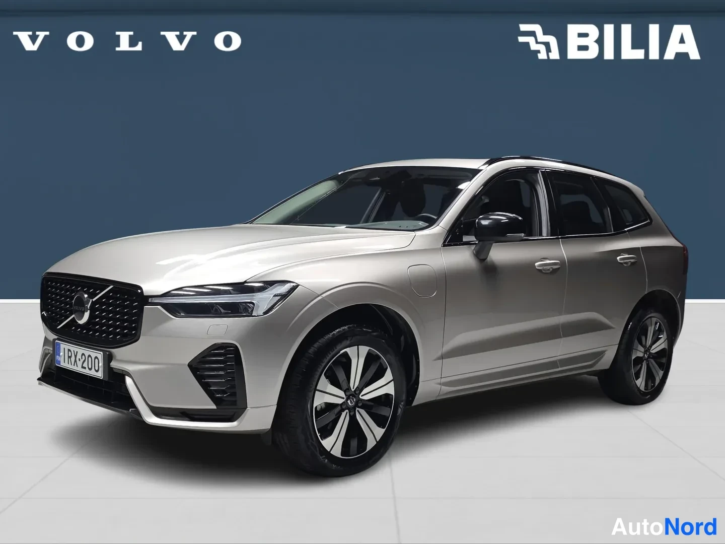Volvo XC60 T6 AWD Long Range Plus Dark 2025