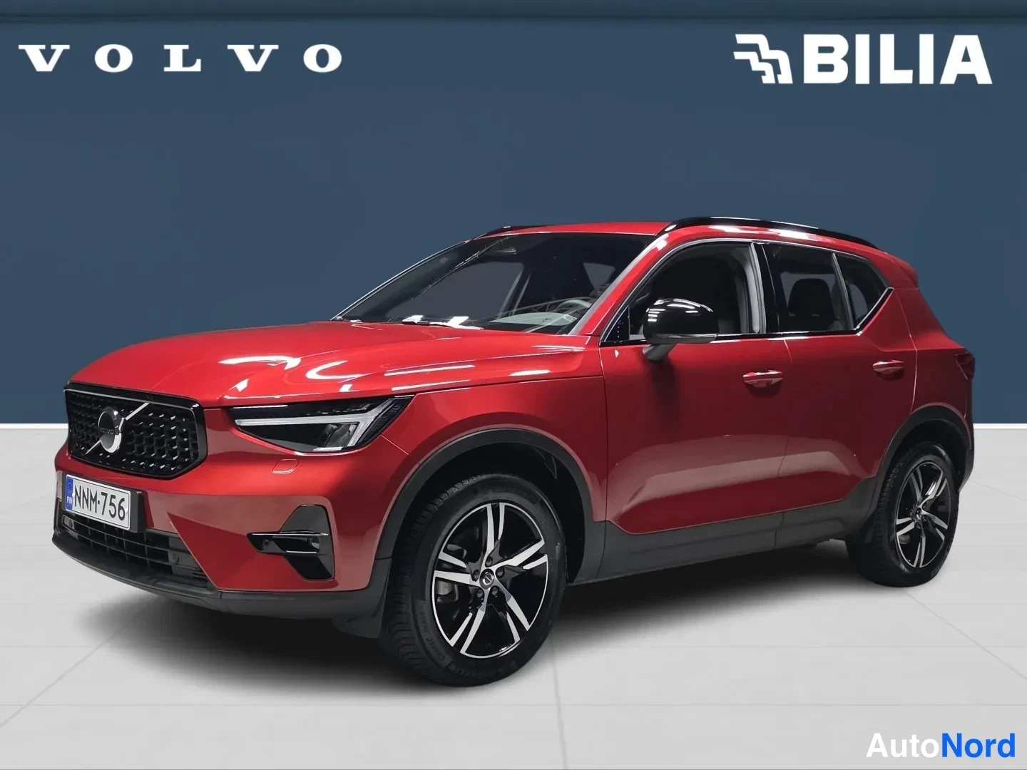 Volvo XC40 B3 MHEV Business Plus Dark 2024