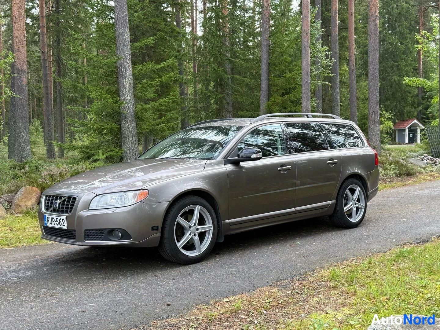 Volvo V70 2,0F Momentum 2009