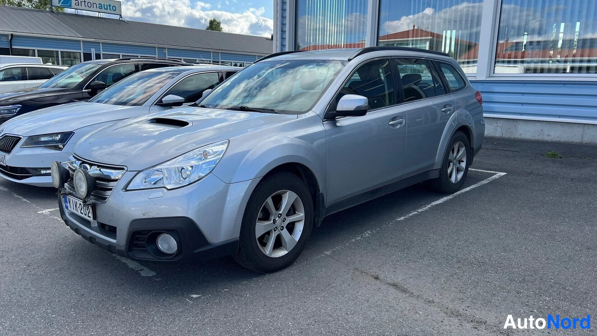 Subaru Outback 2.0 TD (PA) CVT 2013