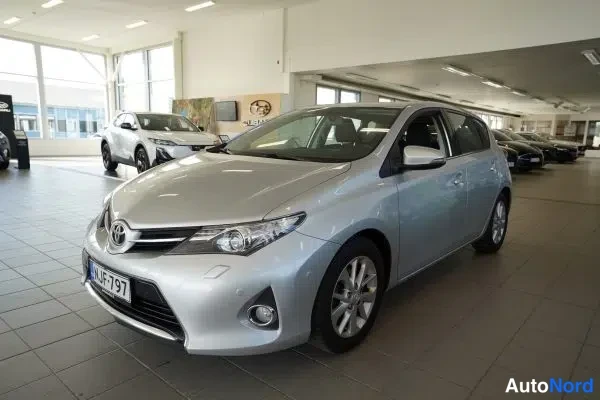 Toyota Auris 1,6 Valvematic Active 2014