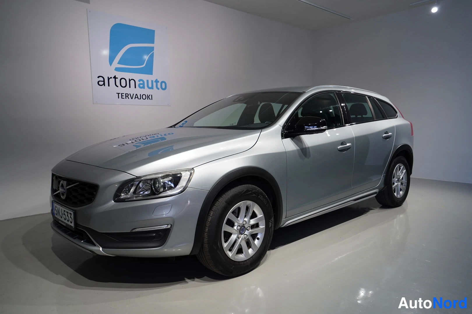 Volvo V60 Cross Country D4 AWD Business 2015