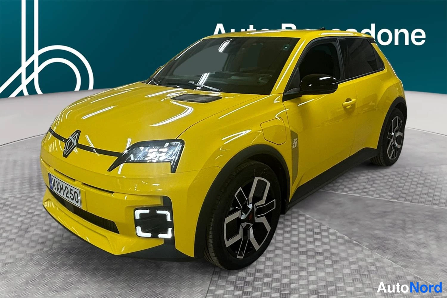 Renault 5 E-Tech electric techno 2026