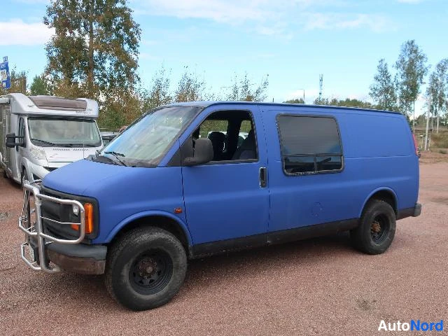Chevrolet Chevy Van 1998