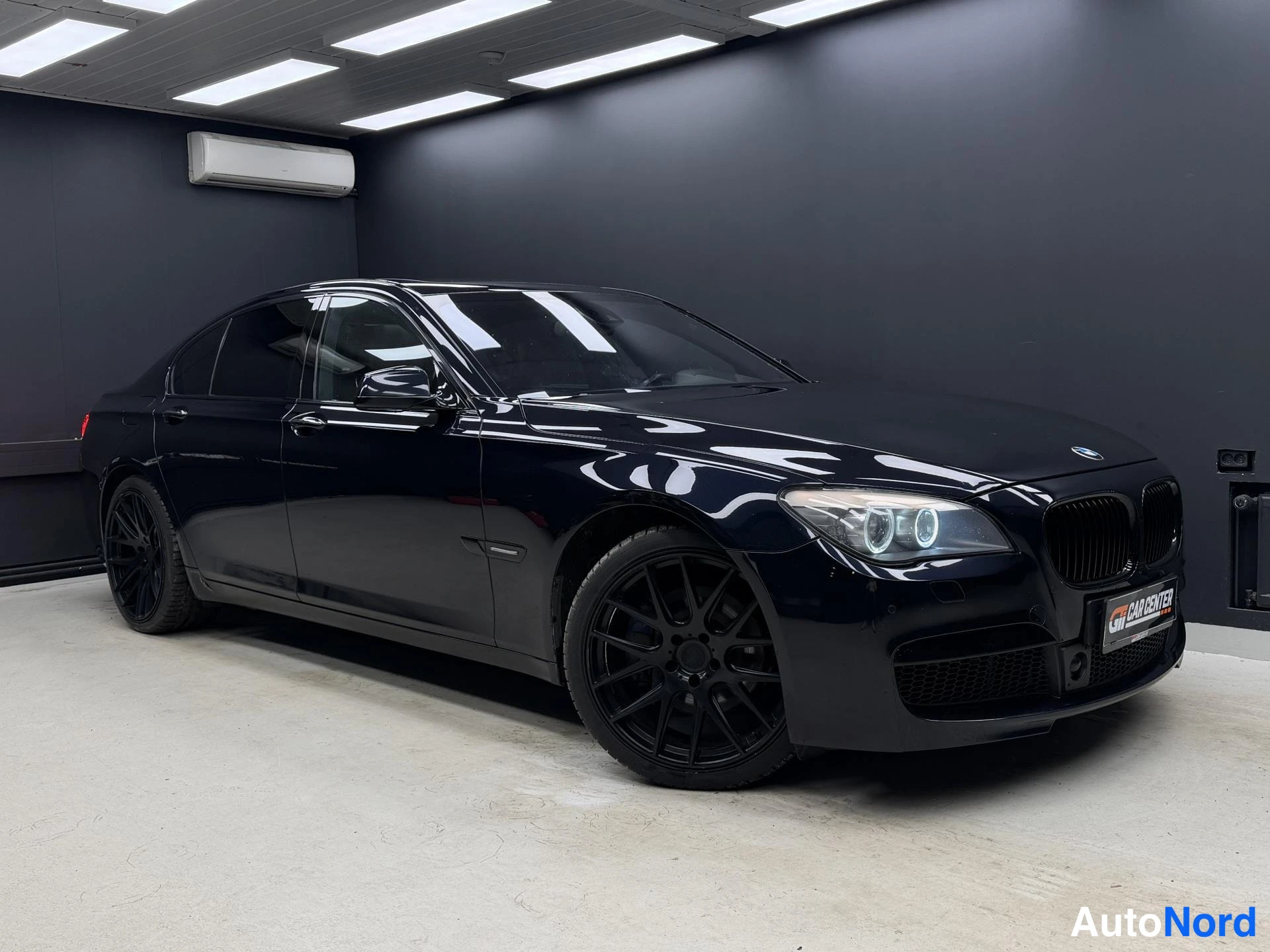 BMW 740d xDrive M-Sport 306 hv 2010