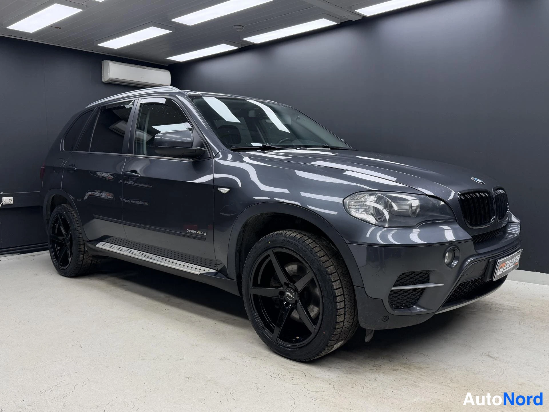 BMW X5 2011