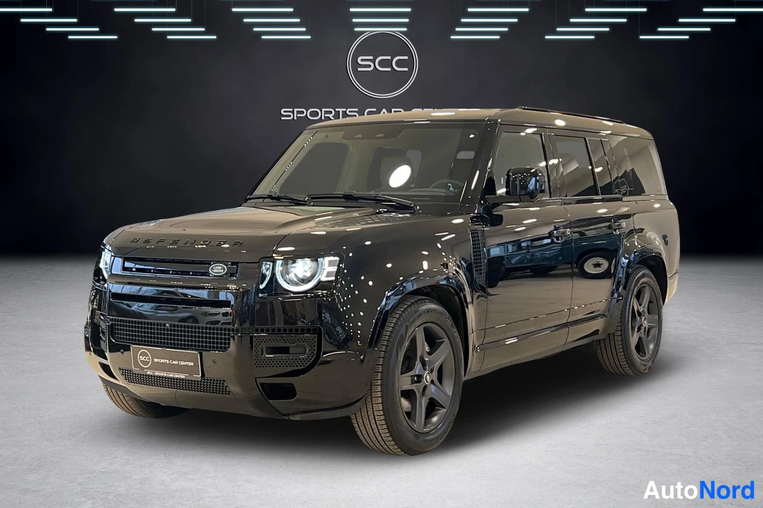 Land Rover Defender 130 D300 AWD X-DYNAMIC SE 2025