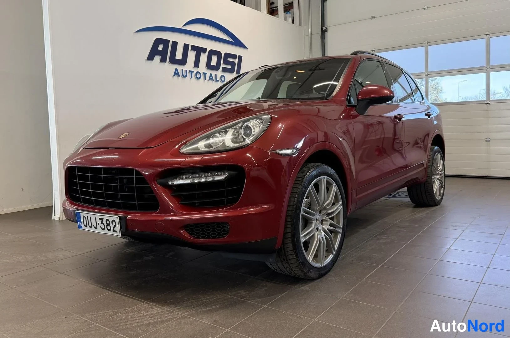 Porsche Cayenne S 2011