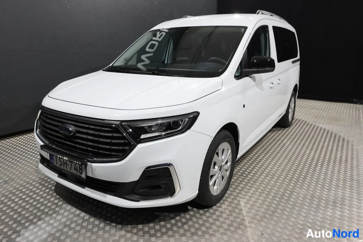 Ford Tourneo 2,0 EcoBlue Titanium L2 2026
