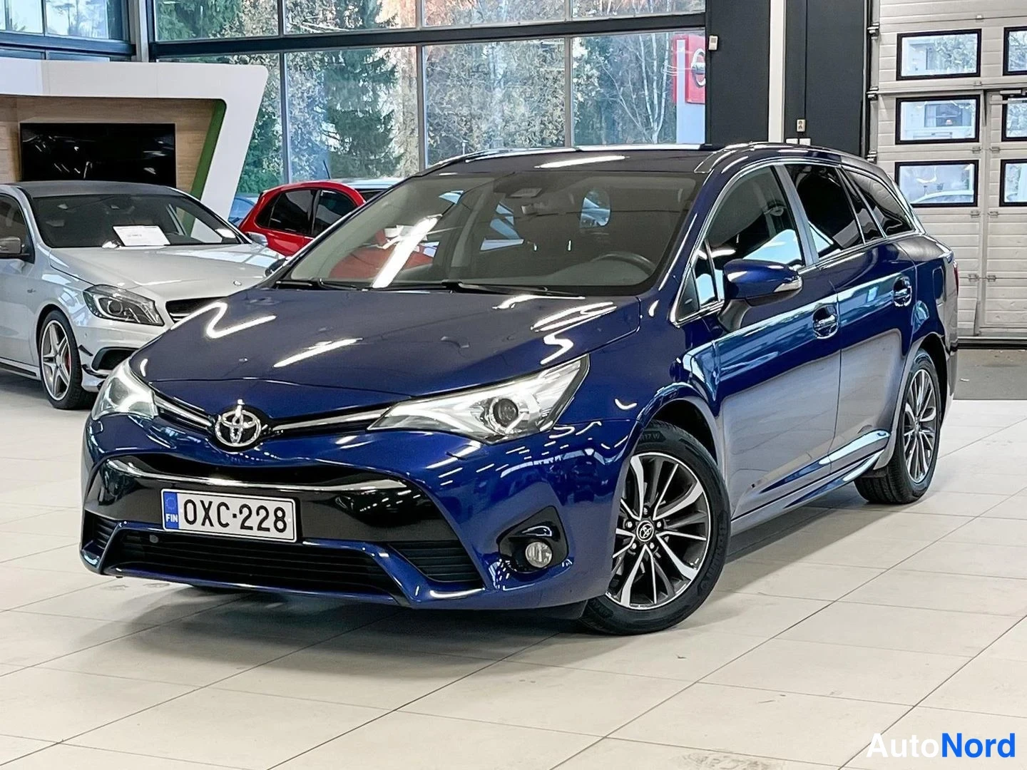 Toyota Avensis 1,8 Valvematic Active Edition Touring Sports Multidrive S 2017